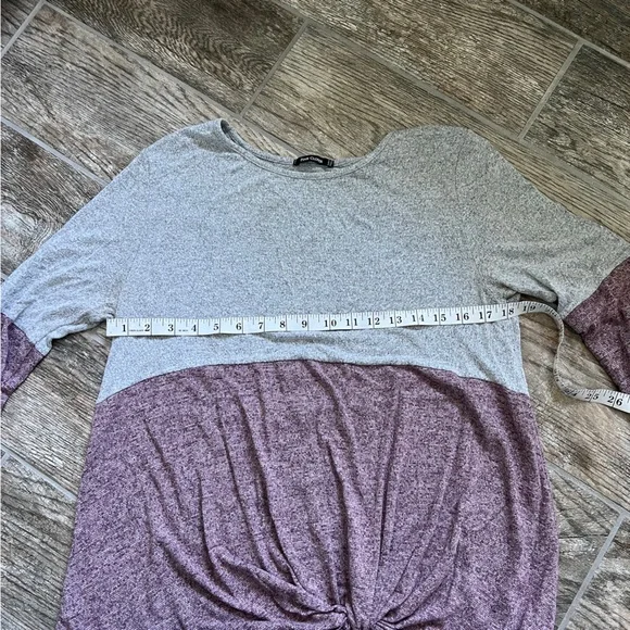 Pink Clover Colorblock Denver Front Twist Tunic, Women’s Size Large - Picture 4 of 5